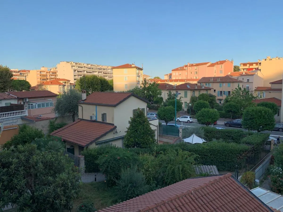 Azzurra Apartment Menton